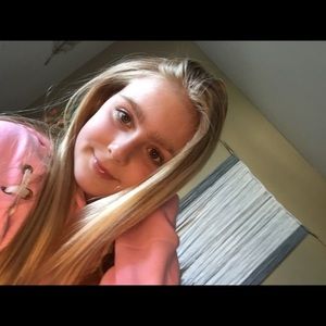 Meet your Posher, Ava